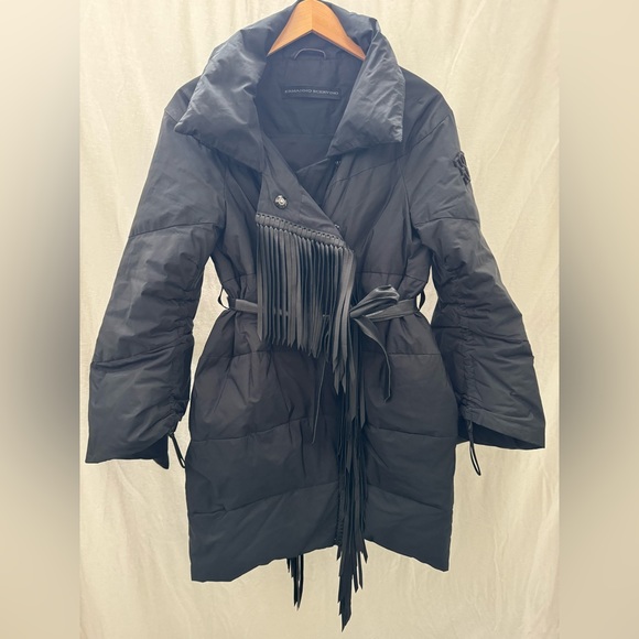 Preloved Black Ermanno Scervino jacket with leather fringes - Picture 10 of 14